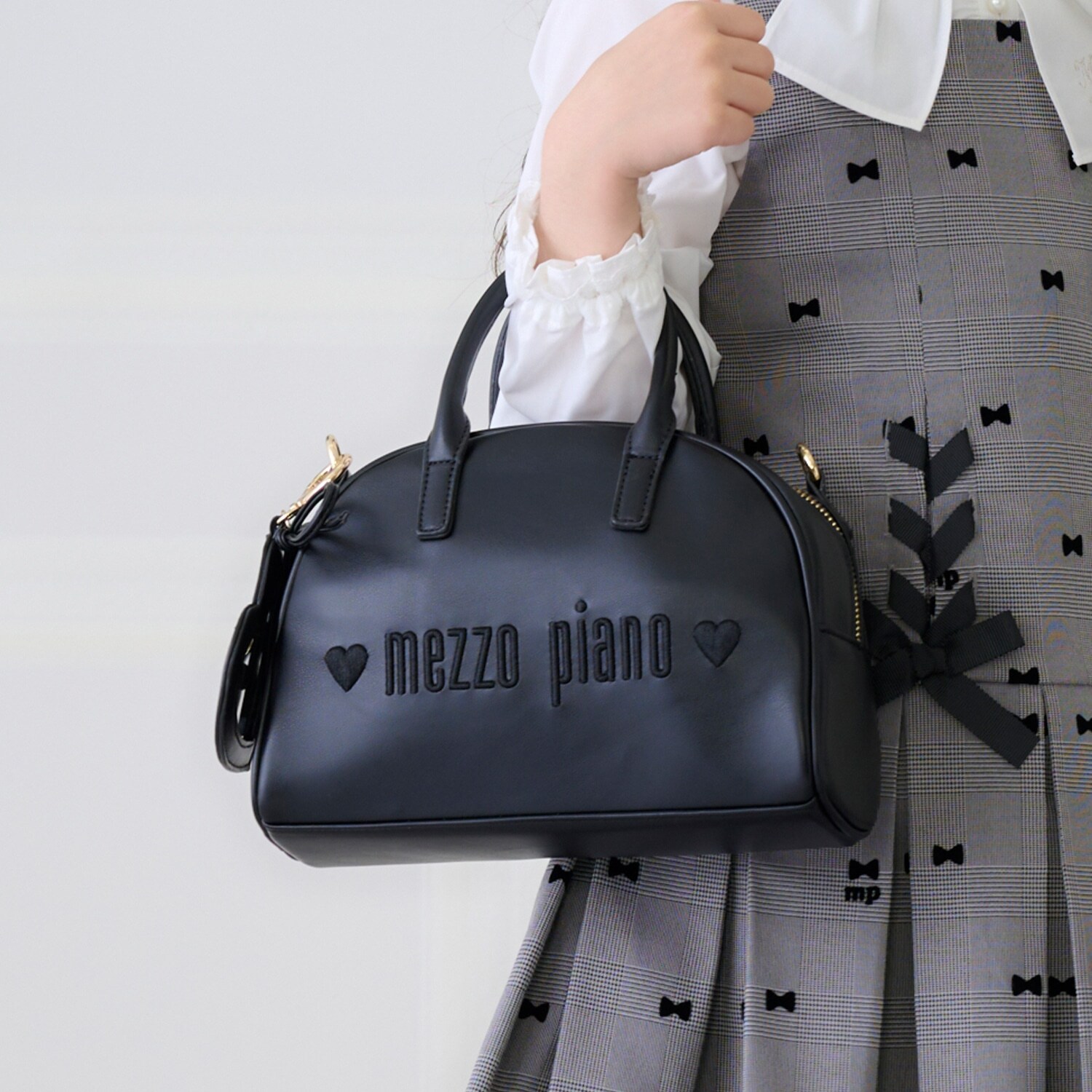 ハートミラーつき　2wayショルダーバッグ