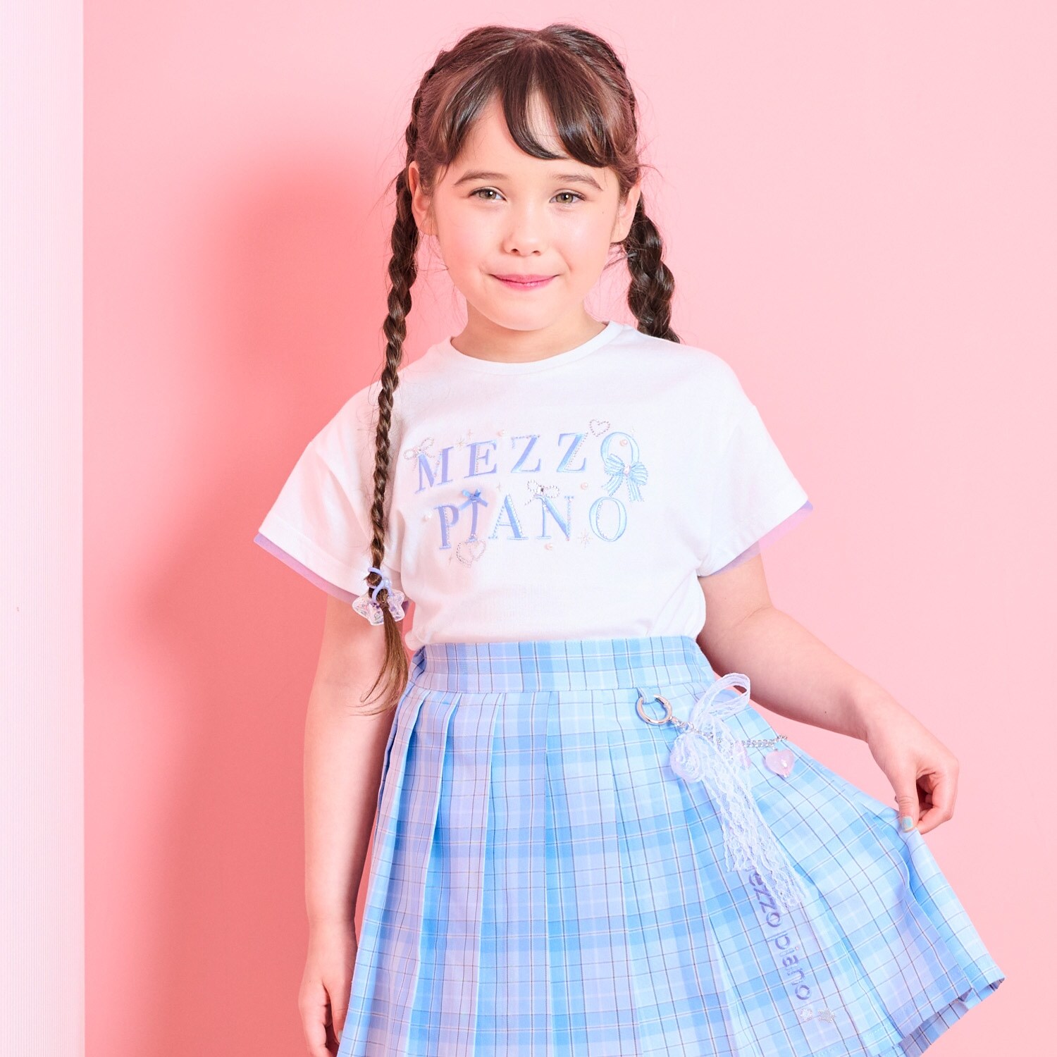 キラキラリボン　ロゴ刺しゅう　半袖Tシャツ