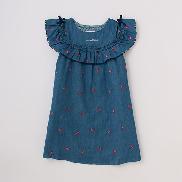 【人気商品再入荷】【直営店で取り扱い無し】デニム・ギンガム　イチゴ刺しゅうワンピース