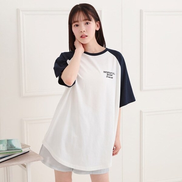 ワッペン風チュニックTシャツ