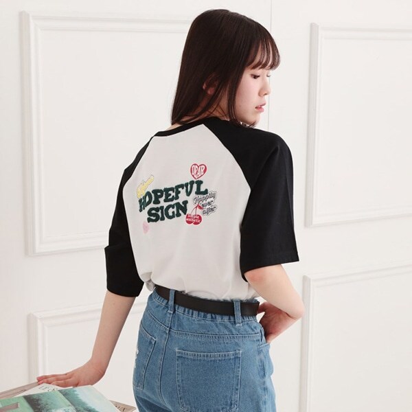 ワッペン風チュニックTシャツ