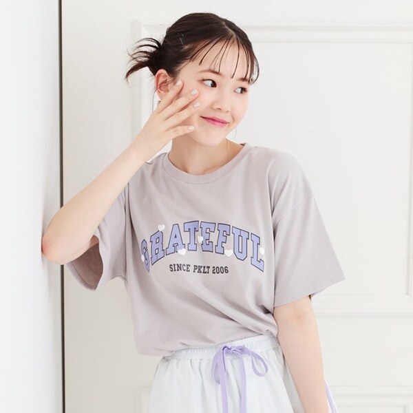 カレッジTシャツ