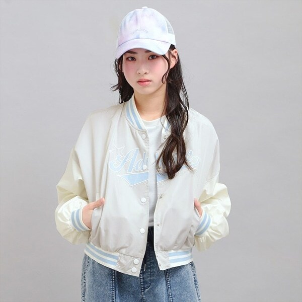 チアロゴアップリケスタジャン