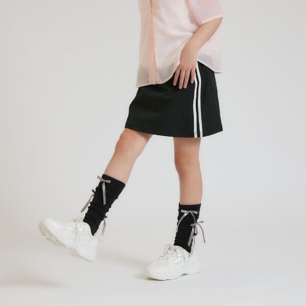 ラインストレッチ台形スカート