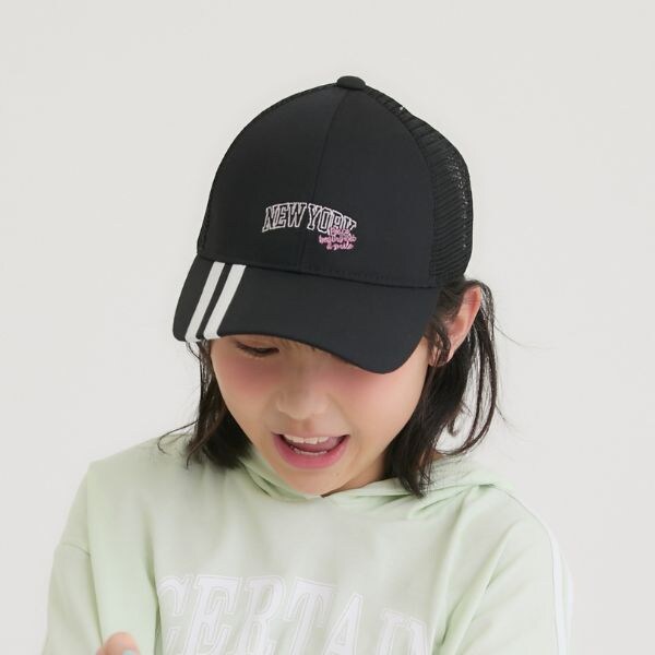 ライン入りロゴメッシュキャップ