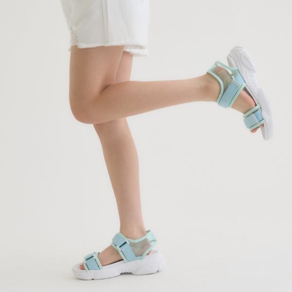 ２本ベルトサンダル