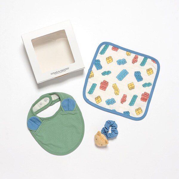 【BOX付】【スタイ】【オーシャン＆グラウンド】スタイ&ハンカチ&ラトルギフトSET