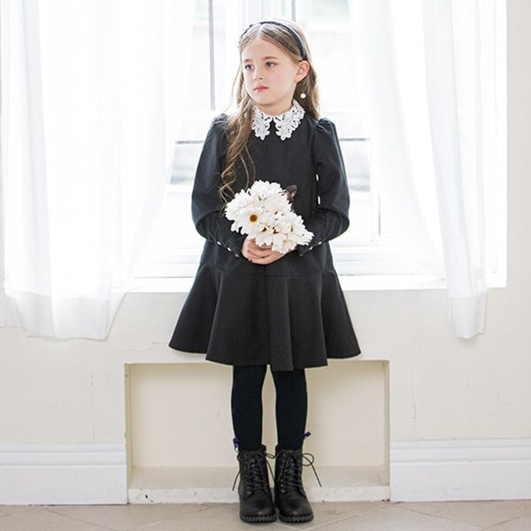 衿レースパワーショルダーワンピース