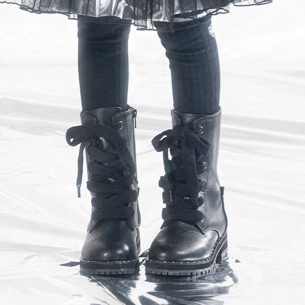 編み上げブーツ