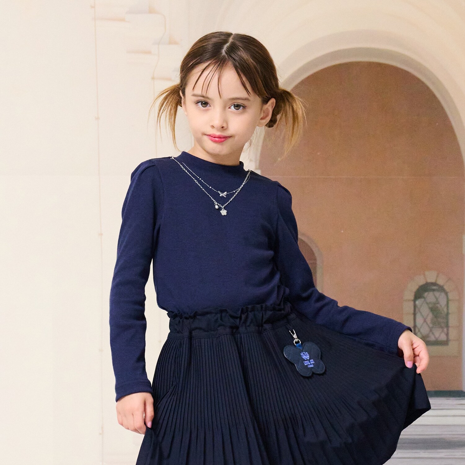 ネックレスつきテレコトップス