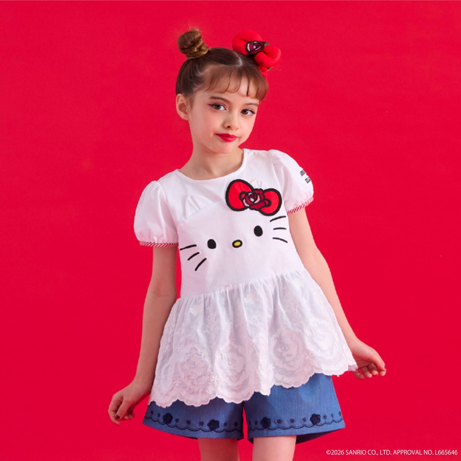 【HELLO KITTY】シュシュ付きTシャツ