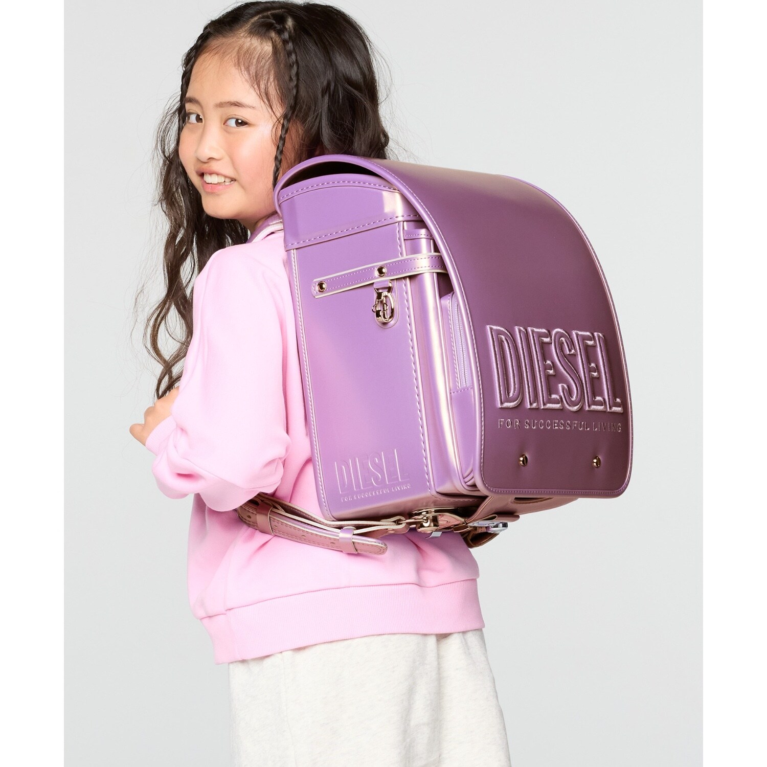 【DIESEL(ディーゼル)】EMBROIDERY DIESEL BISCOTTO LOGO(エンブロイダリー ディーゼル ビスコット ロゴ)ランドセル