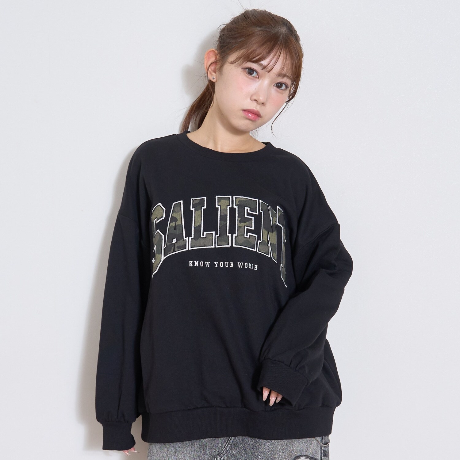 【LTXC】柄ロゴアップリケルーズスウェット