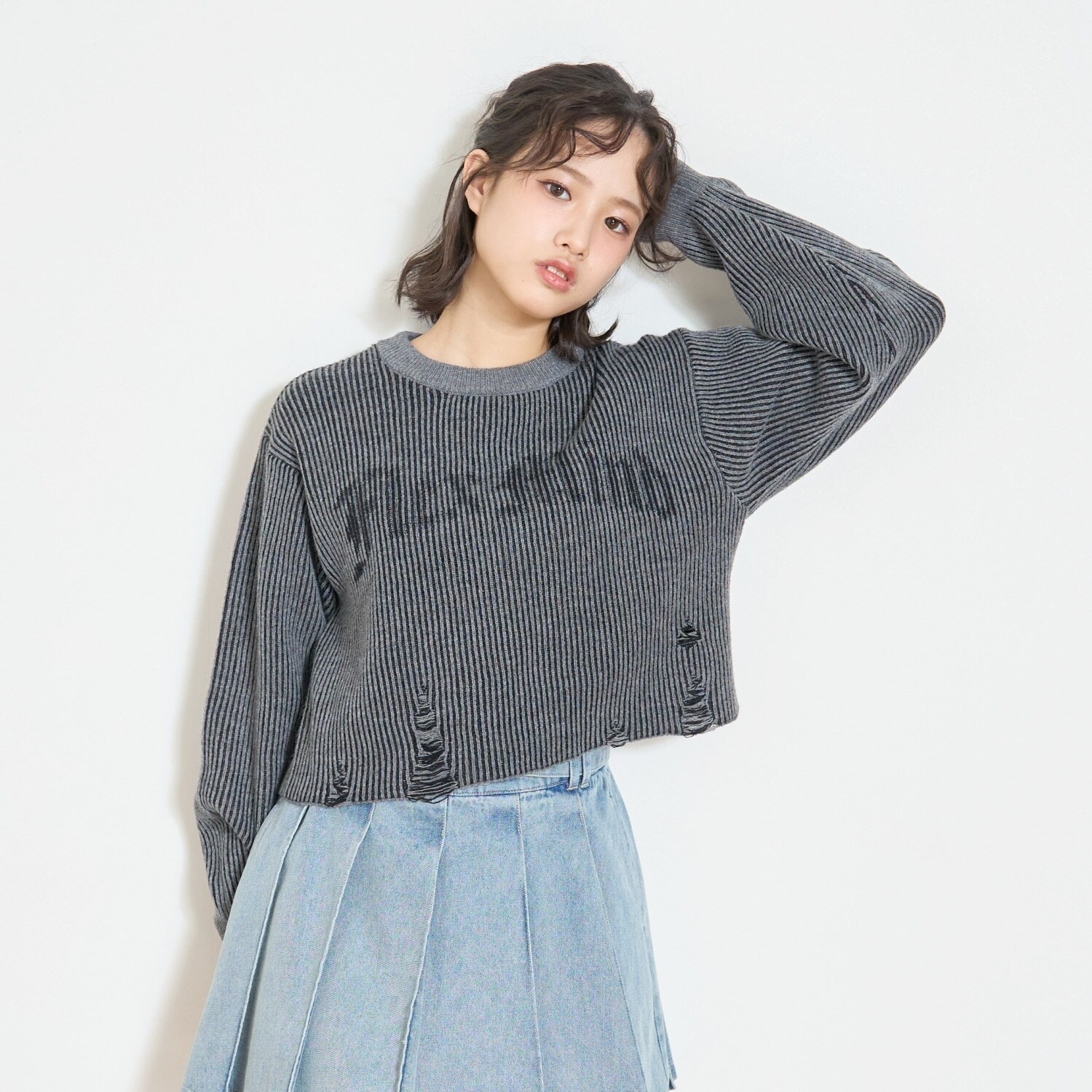 【LTXC】ロゴダメージニット