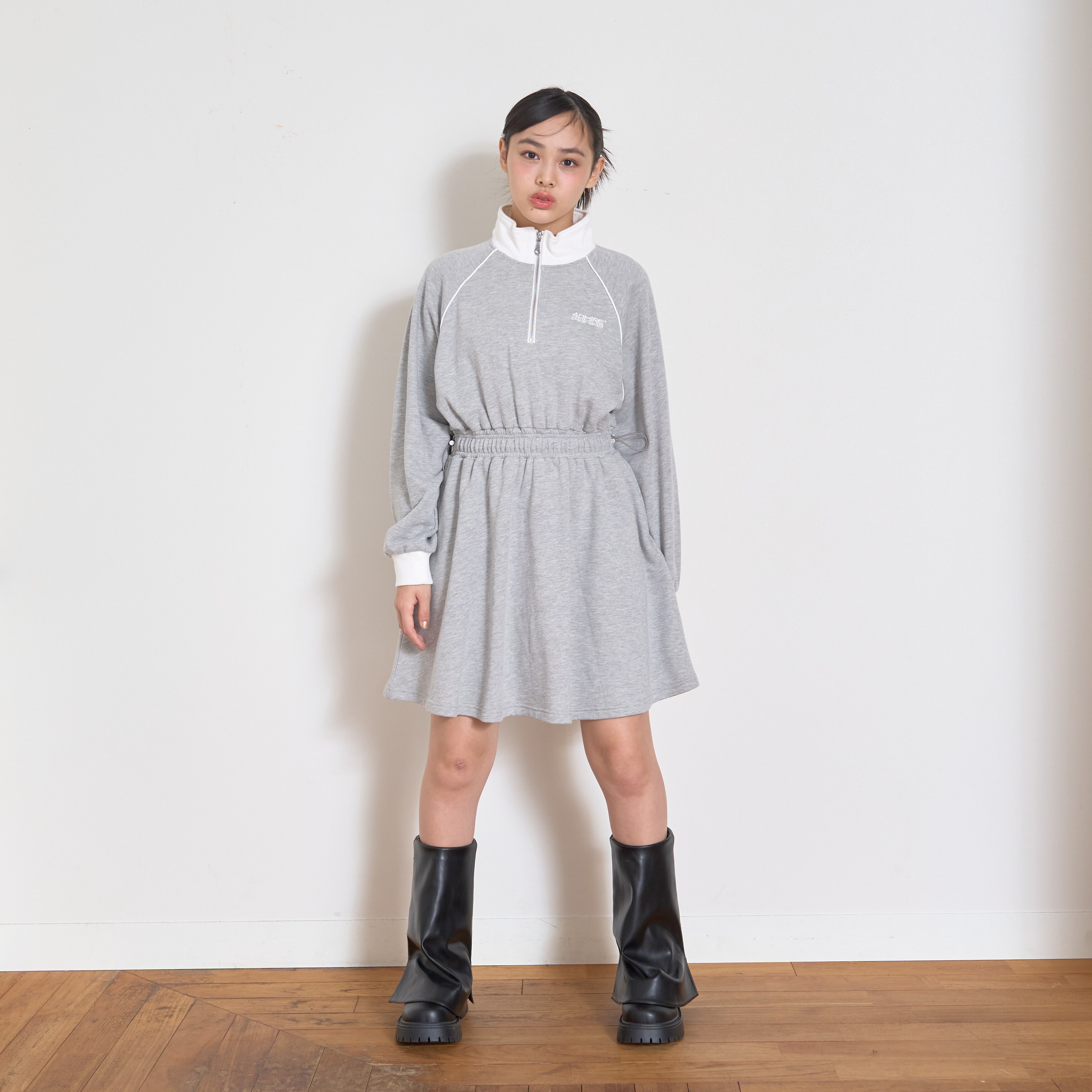 長袖トラックワンピース