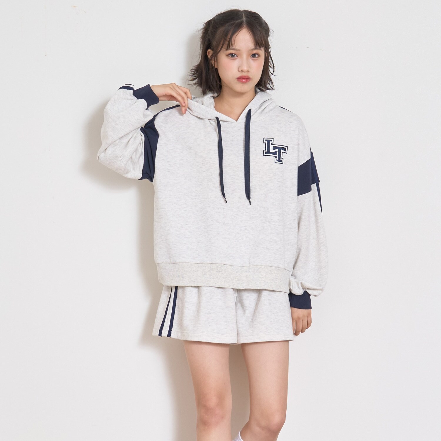 【LTXC】長袖ラインパーカSETUP