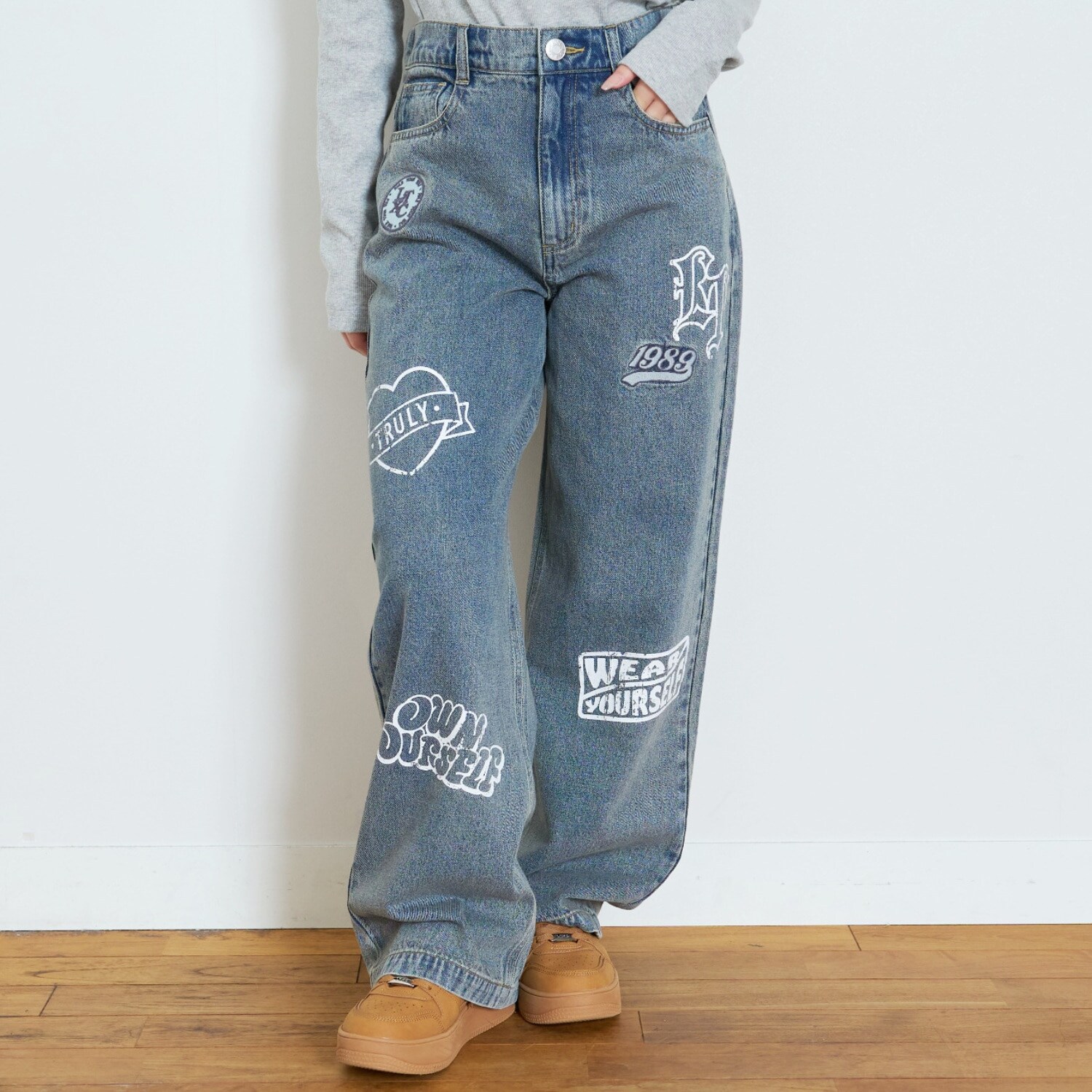 【LTXC】ワッペンデザインデニムパンツ