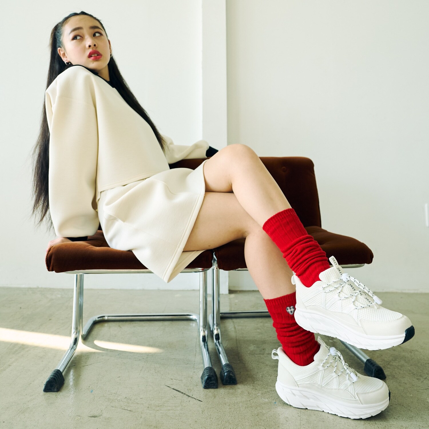 【LTXC】軽量ドローコードスニーカー