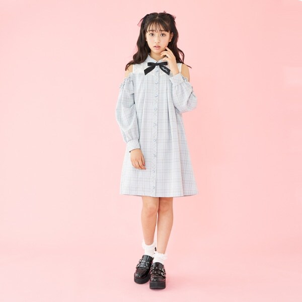 リボンつきレース×チェック肩開きワンピース