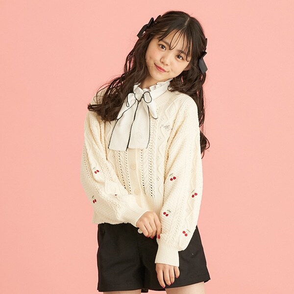 袖刺しゅうカーディガン