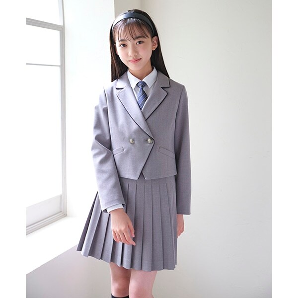 バックルベルトつきプリーツスカパン