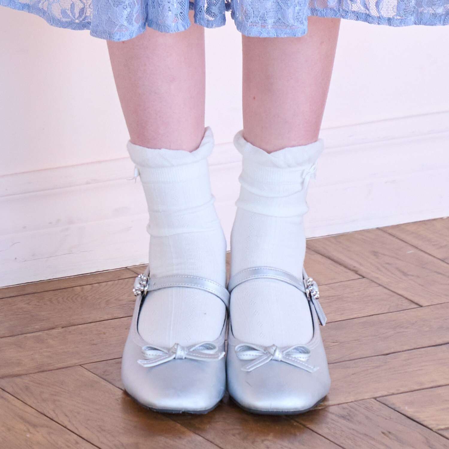 ビジューバックルストラップシューズ