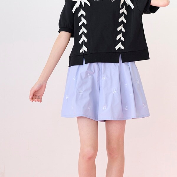 【機能素材】チェリー刺しゅうキュロット