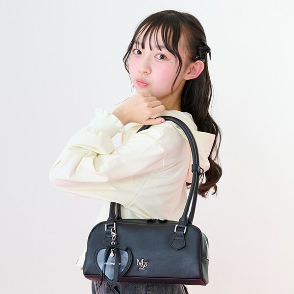 【ニコ☆プチ・Cuugal掲載】ハートチャームつきロングハンドルバッグ