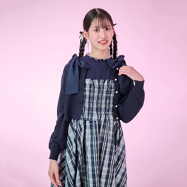 パールボタンカーディガン