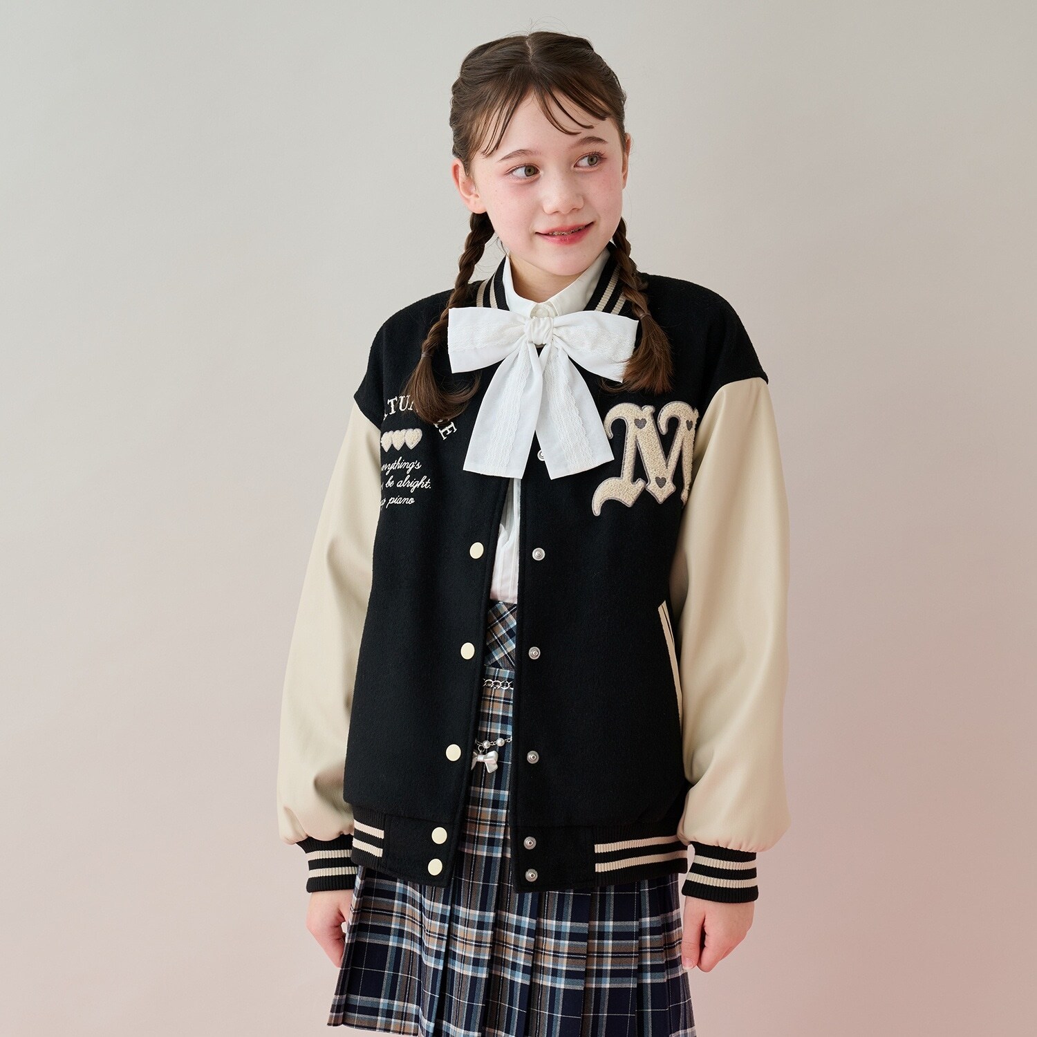 ガーリースタジャン