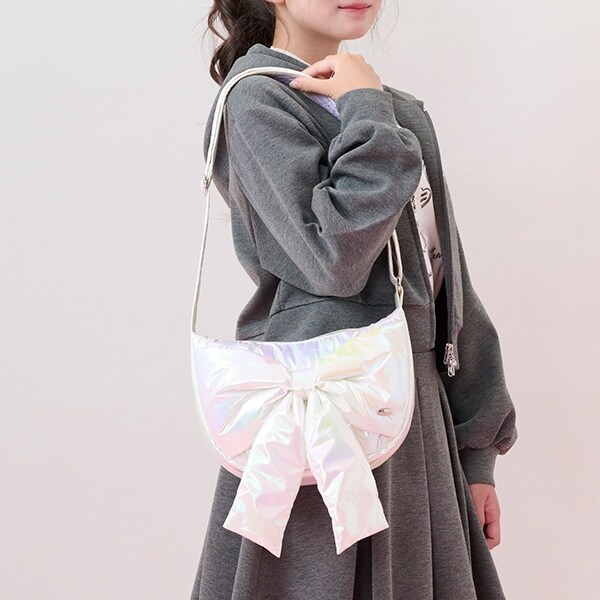 ふんわりリボンの三日月ショルダーバッグ