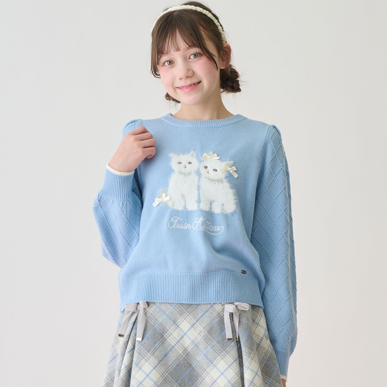 ツインねこニット