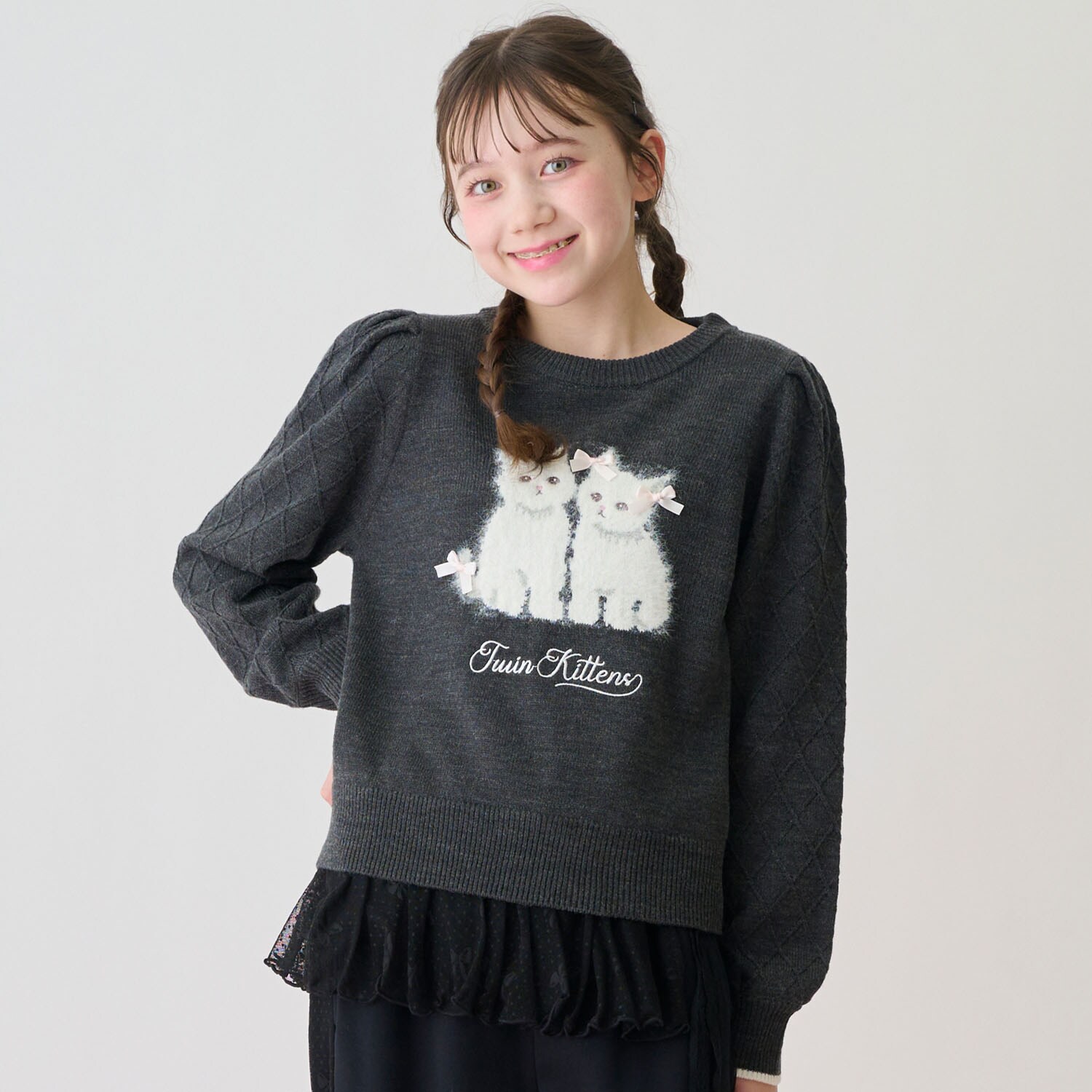 ツインねこニット