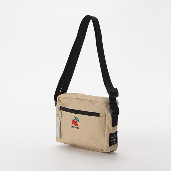 ワンポイント刺しゅうショルダーバッグ