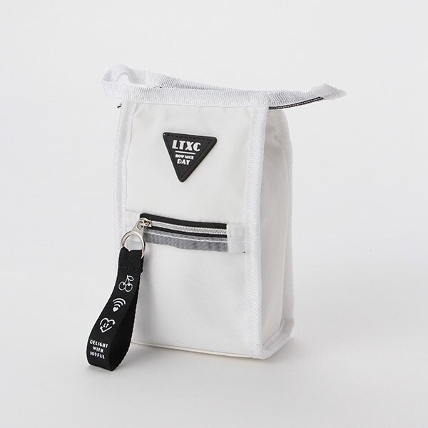 チャームつきペンポーチ