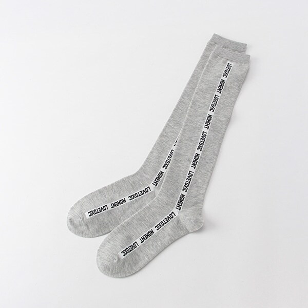 タテロゴハイソックス