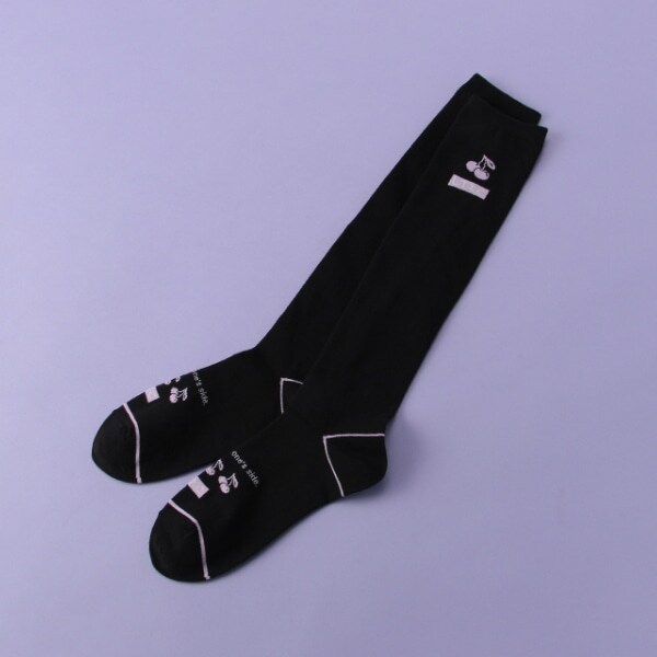 チェリーデザインハイソックス