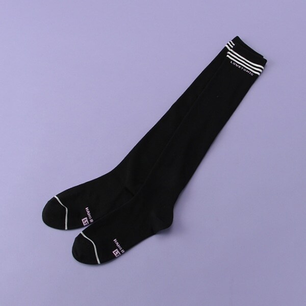 3本ライン入りニーハイソックス