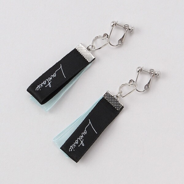 ロゴテープハートイヤリング