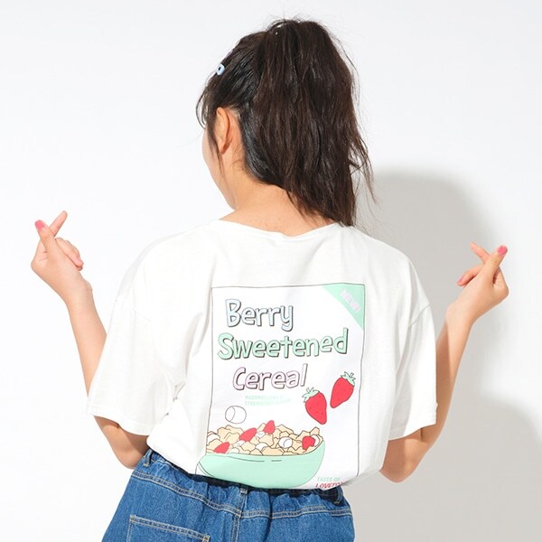 バックパッケージプリント半袖Tシャツ
