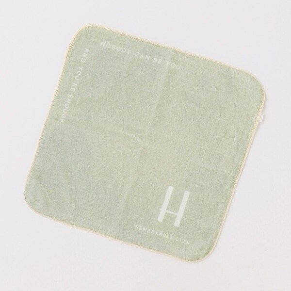 イニシャルハンドタオル