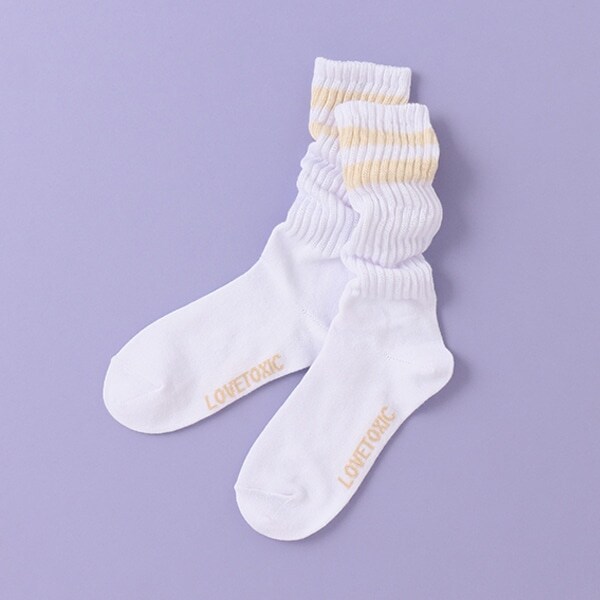 ラインルーズソックス