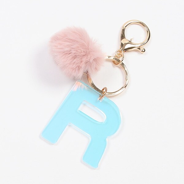 ポンポンつきイニシャルチャーム