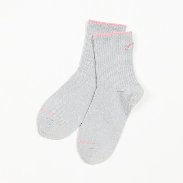 バックアーチロゴクルーソックス