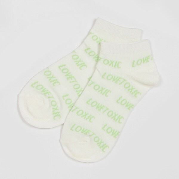 ロゴ総柄スニーカー丈ソックス