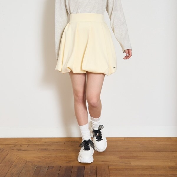 ダンボールバルーンスカート