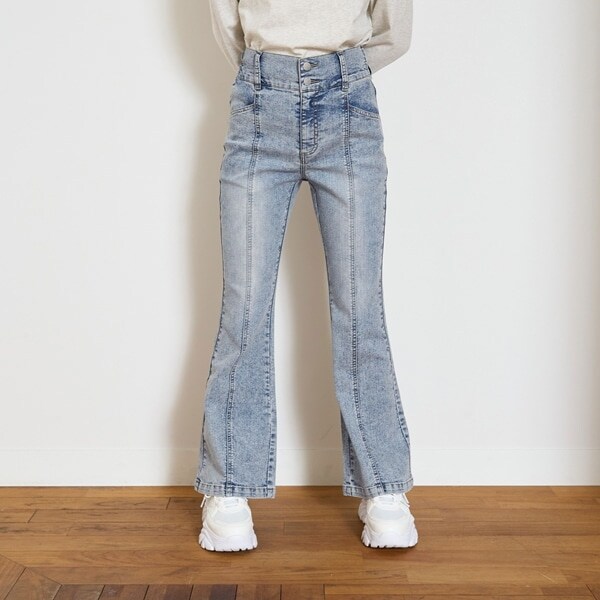 スタイルアップフレアデニム