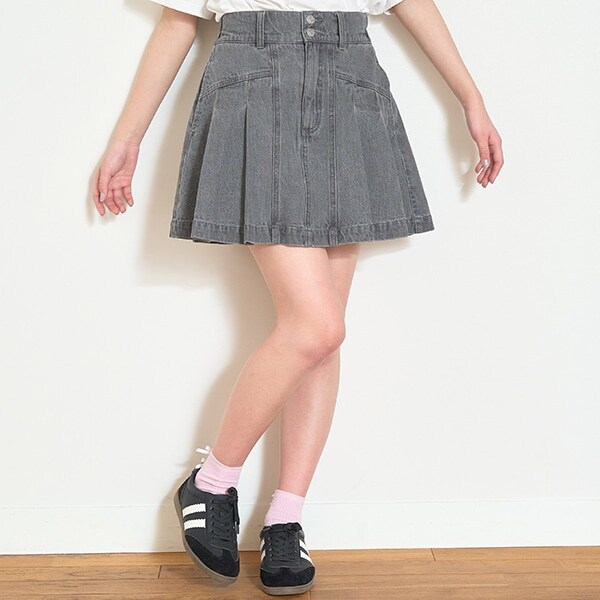 美脚見えデニムプリーツスカート