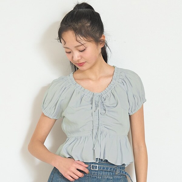 ドロストオフショルブラウス