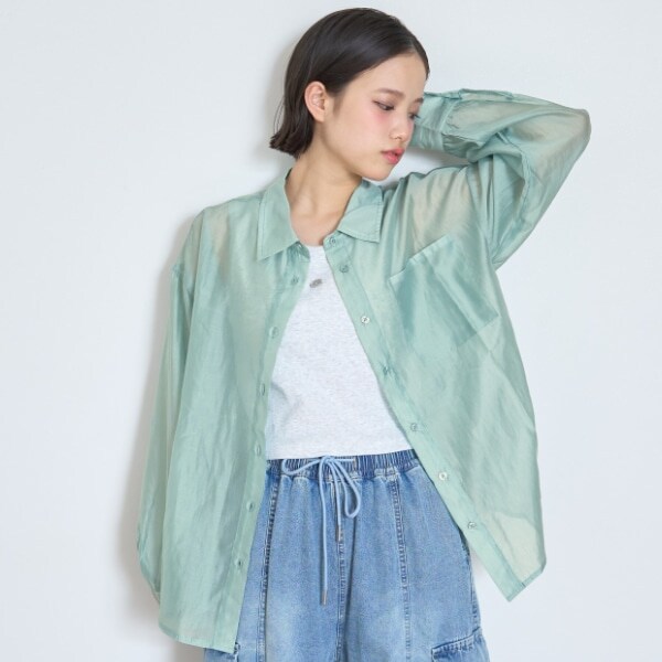 インナーつきシアーシャツ